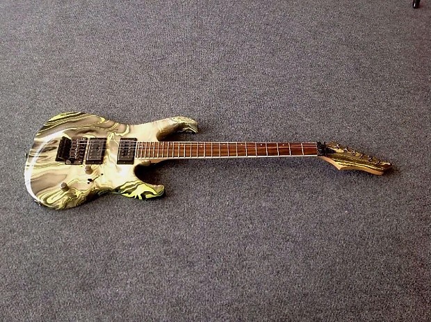 SPEAR GUITAR GLADIUS GREEN SWIRL グラディウス Spear Gladius Green Swirl Electric Guitar - Evolution Music