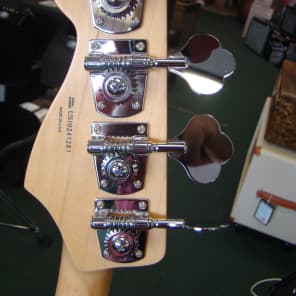 Fender American Jazz Bass *Candy Apple Red *Fender/SKB case *Hipshot Bridge *FREE Shipping image 13