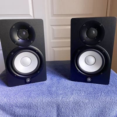 Yamaha HS5 5-inch Studio Monitors (Pair) - Paras Pro Audio