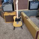 Fender Telecaster Player and Tweed Case