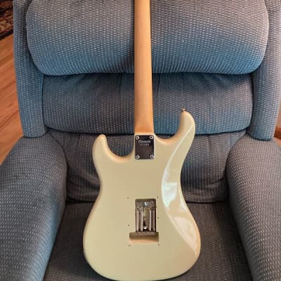 Kramer Focus 3000D MIJ 1983 - Cream image 3