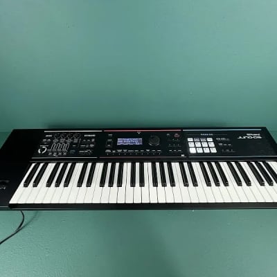Roland Juno DS61 Synthesizer 2018 - Present - Black
