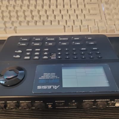 Alesis SR-16 Drum Machine 2010s - Black