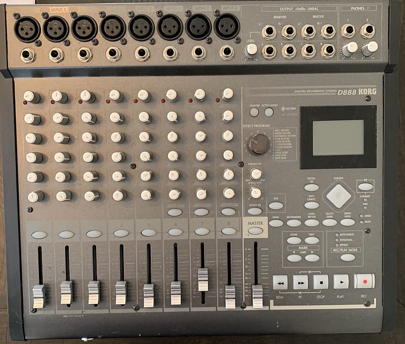 Korg D888 Recorder/Mixer/Interface