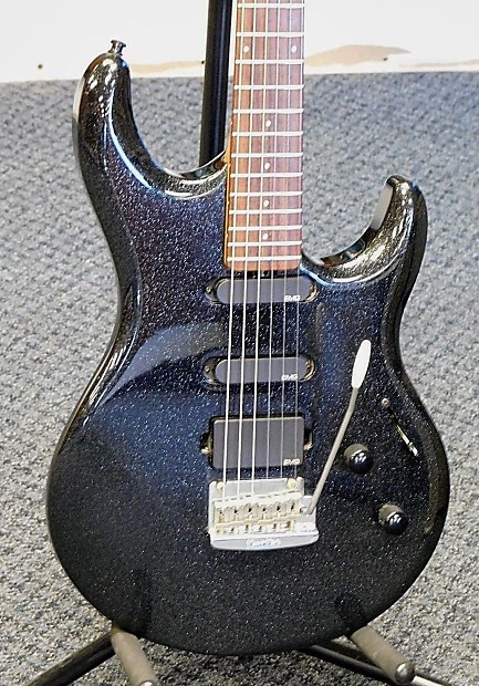 【希少カラー】musicman lukeⅡ スパークルブラック Ernie Ball Music Man Luke II 2000 Black Sparkle | Reverb