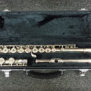 Yamaha YFL-381 Intermediate Flute