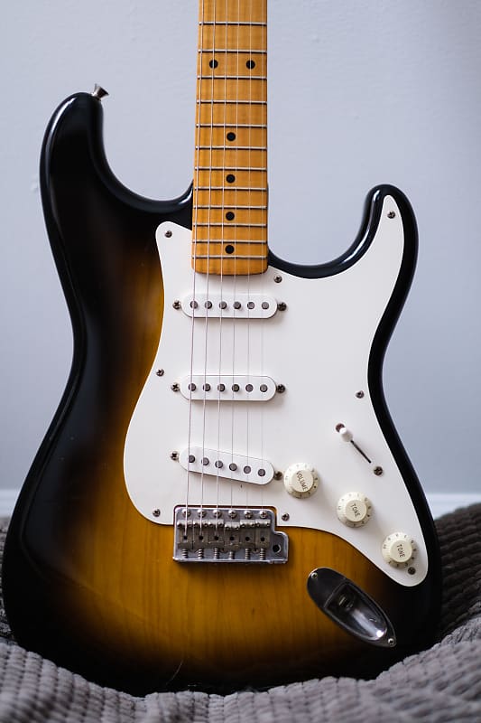 ギター Fender japan st54 1989 Fender ST54 EXTRAD 1989 Tobacco Burst (top of the line model