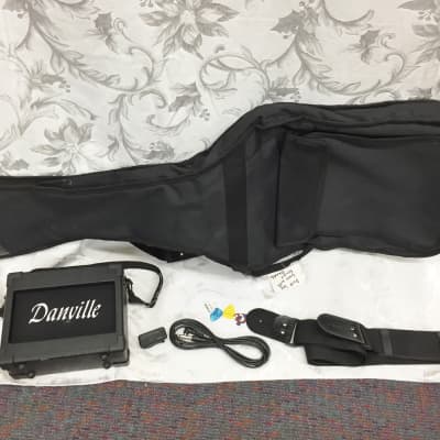 Stadium Black Electric Guitar Bundle-w/Amp, Strap, Tuner, Cord, Picks, Gig Bag! image 8