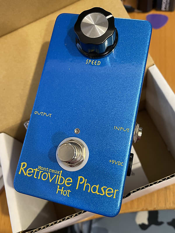 Montreux Retrovibe Phaser “Hot” image 1