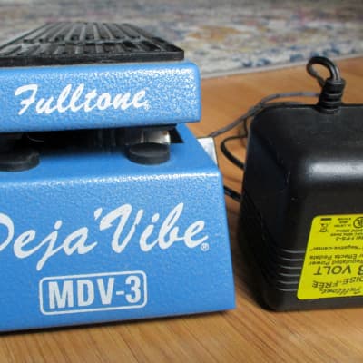 Fulltone MDV-3 Mini Deja Vibe Custom Shop Modulation Pedal 