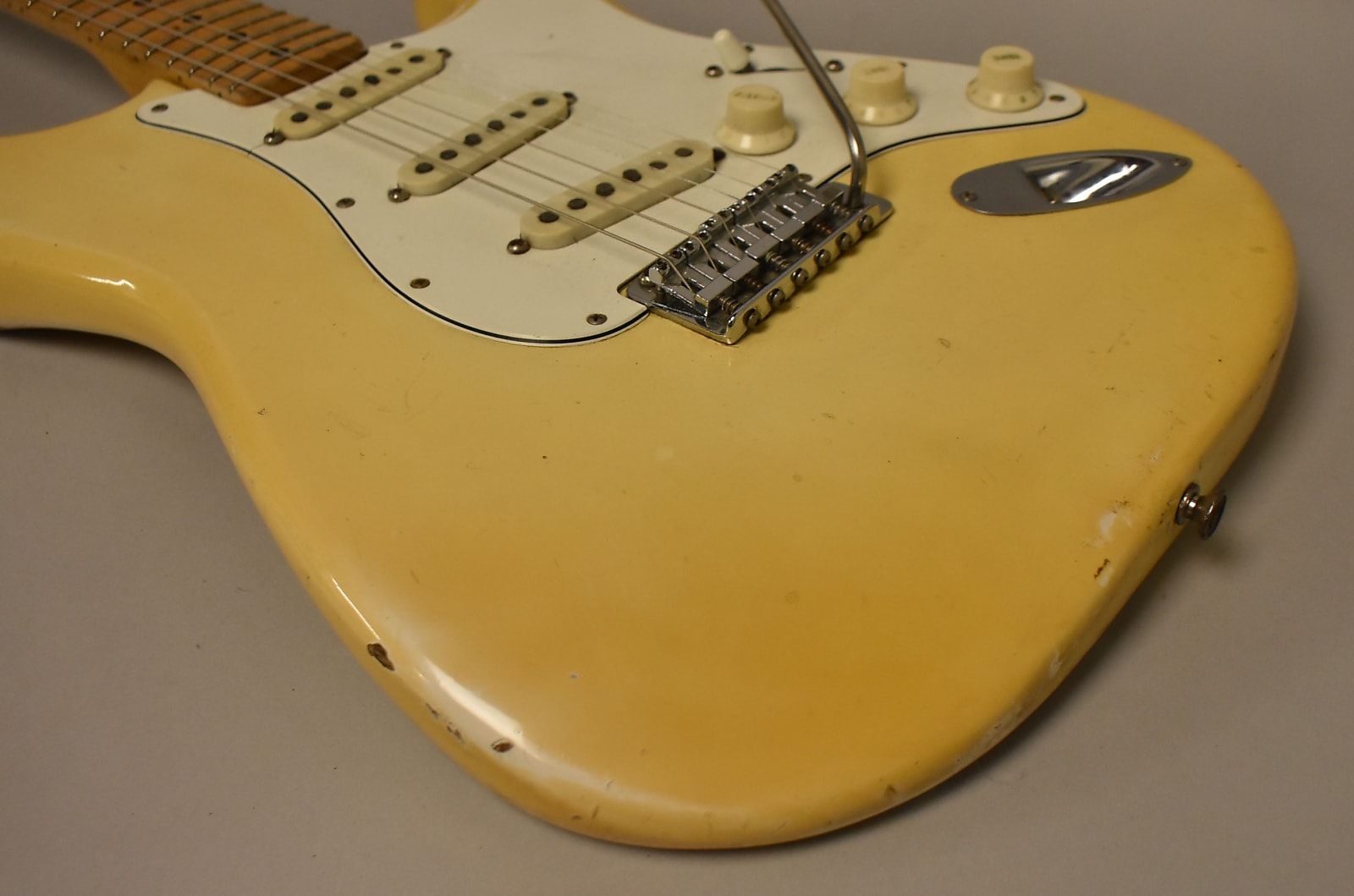1974 Fender Stratocaster Olympic White w/OHSC image 8