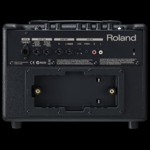 Roland AC-33 Acoustic Guitar Amplifier image 4