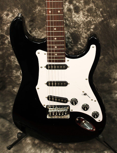First act electric guitar shop me1973