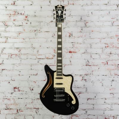 D'Angelico Premier Bedford SH Electric Guitar, Black Flake x4125 image 2