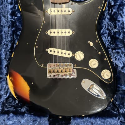 Fender Custom Shop Dual Mag II Stratocaster Relic 2020 - Black over 3-Color Sunburst image 6