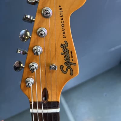 Squier Stratocaster - Blue sparkle image 5