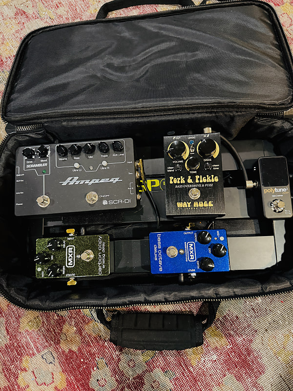 Ampeg SCR-DI