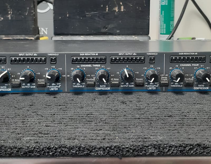 dbx 1046 Quad Compressor/Limiter | Reverb
