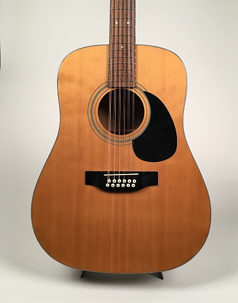 Takamine 335 top
