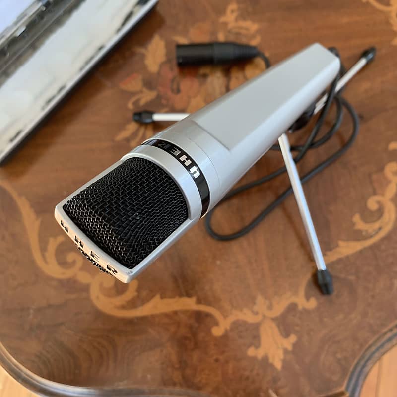 UHER M534 ビンテージ マイク Unboxing UHER M534 Dynamic Microphone ('70s Classic) - YouTube