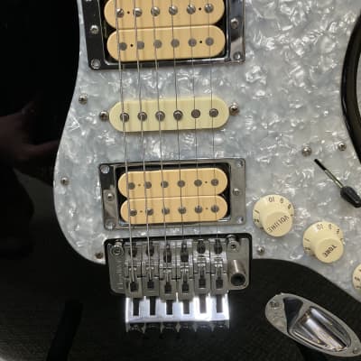 Fender Dave Murray Artist Series Signature Stratocaster 2009-2014- Black image 8