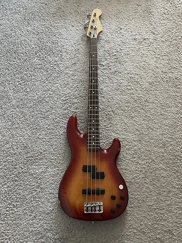 Fender Deluxe Series Zone Bass 2003 - 2006 | Reverb Canada