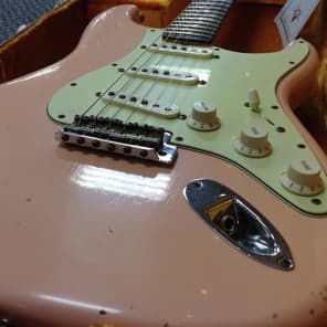 Fender Custom Shop '63 Stratocaster 9239991856 2013 Faded Shell Pink image 3