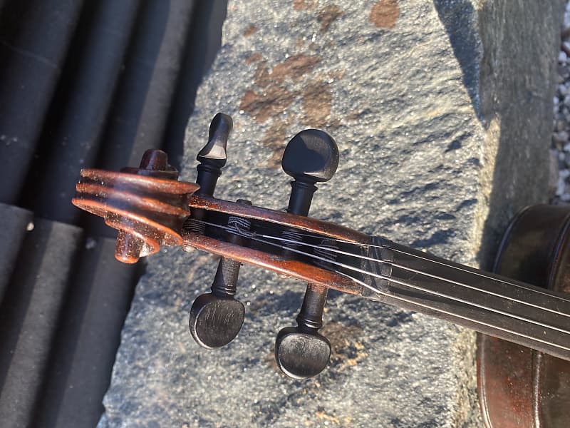 Ole Bull violin by Guarneri del Gesù, 1741 | Ingles & Hayday