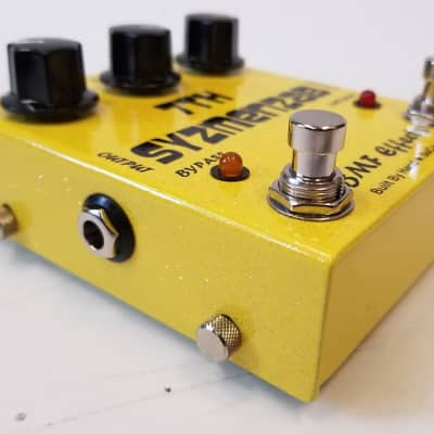 BMF Effects 7th Syzmenzab Fuzz/Octave Guitar Effect Pedal image 4