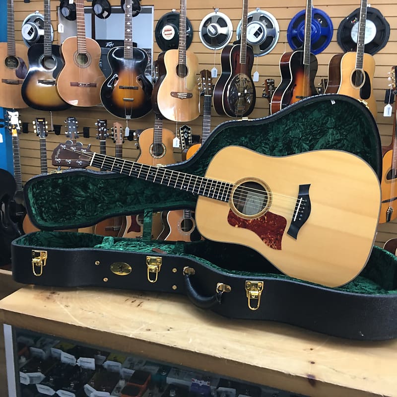 Taylor 710 Left Handed Dreadnought Acoustic Guitar w