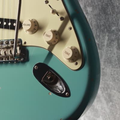 Fender FSR American Vintage '62 Stratocaster Tropical Turquoise