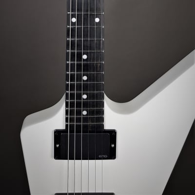 Manuel Ali Guitars X6 Custom Explorer 2019 white Metallic image 4