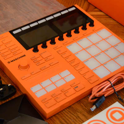 Native Instruments Maschine MkIII Mk 3 Ltd Edition Flame Orange