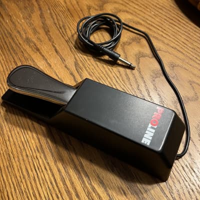 Universal Piano-Style Sustain Pedal with Polarity Switch