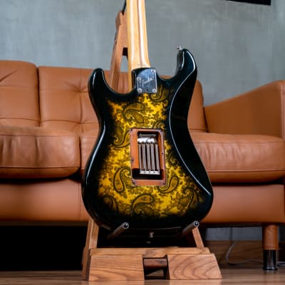 Fender Richie Sambora Black Paisley 1996 50th Aniversary Japan Limited edition of 200 image 8