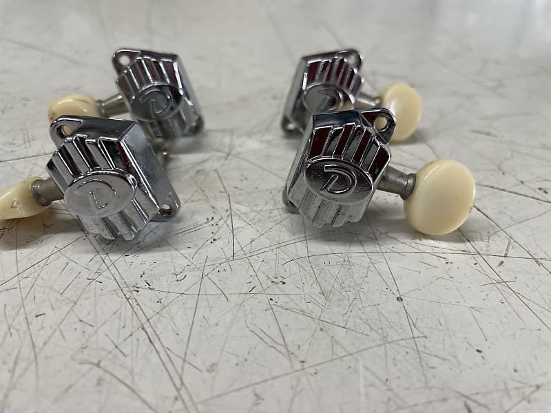 Danelectro Bass tuners 2x2 Chrome Reverb