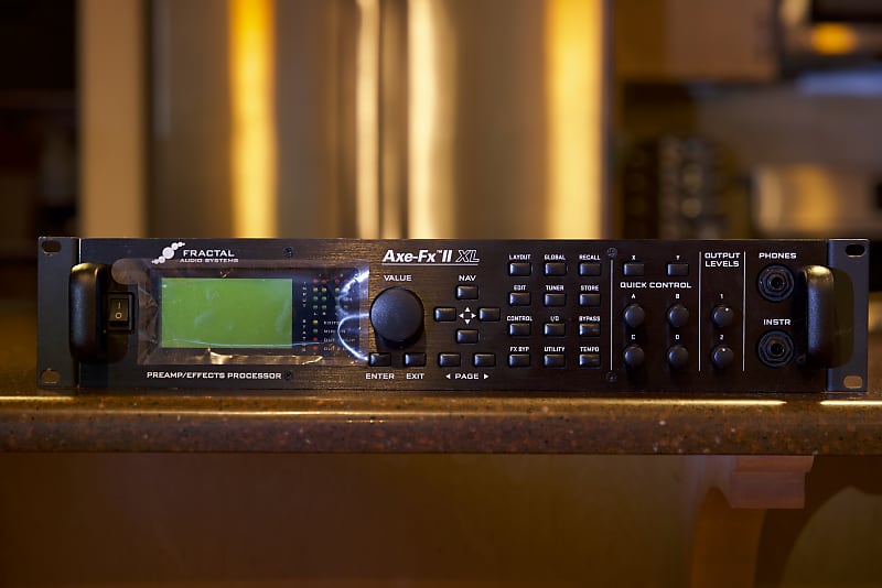 Fractal Audio Systems Axe-Fx II XL+ – Chicago Music Exchange