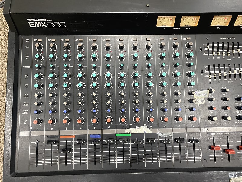 Yamaha EMX300 12 Channel/3 Buss 250W Stereo Powered Mixer | Reverb