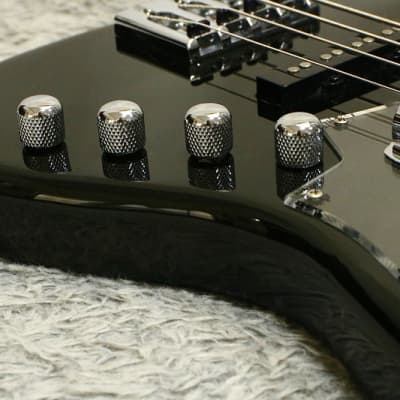 Very Beautiful conditon! Bacchus Global Series Jazz Bass