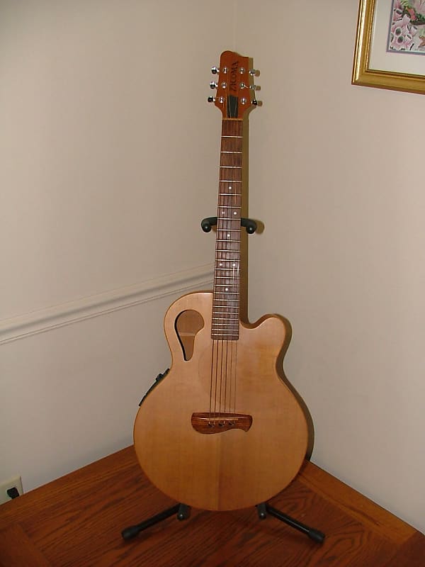 Tacoma C1C 1999 - Natural(pre-Fender) image 1