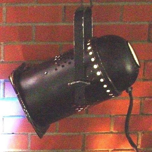 Altman outlet par can