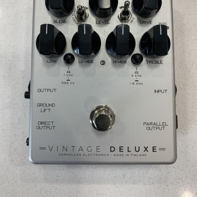 Darkglass Vintage Deluxe V3 Preamp Bass Effect Pedal
