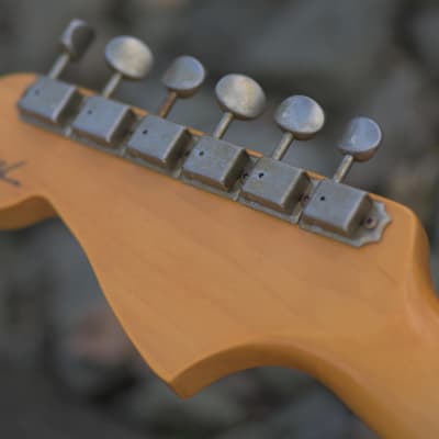 Fender Custom Shop '66 Jazzmaster Journeyman Relic - Charcoal frost Metallic Over Chocolate 3-Tone Sunburst image 12
