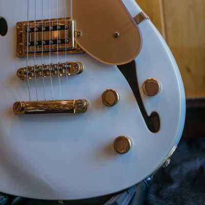 Carparelli Classico SH1 Electric Guitars - Opalescent White *showroom condition image 5