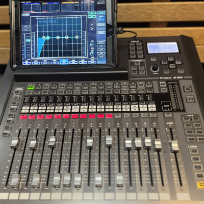 Roland M-200i 32-Channel V-Mixer with iPad Dock | Reverb Canada