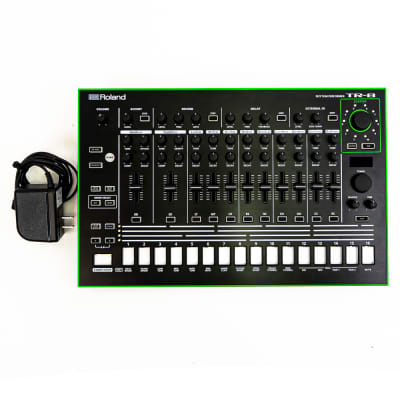 Roland AIRA TR-8 Rhythm Performer – Classic 808 & 909 Sounds with Modern Power
