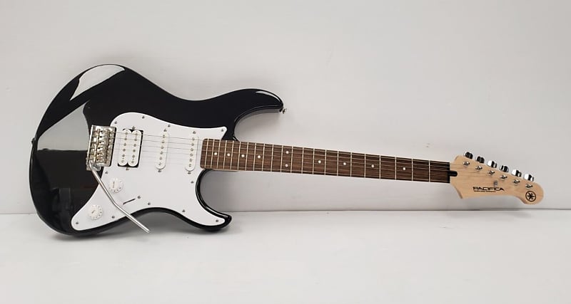 Yamaha Pacifica Electric Guitar | Reverb