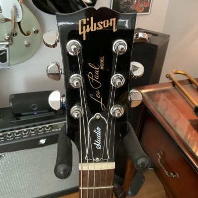 Gibson Les Paul Studio 2017 Wine Red image 2