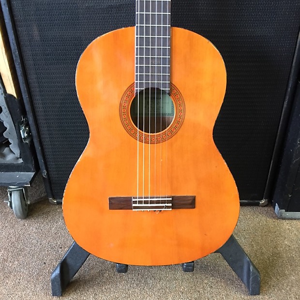 Eterna guitar best sale