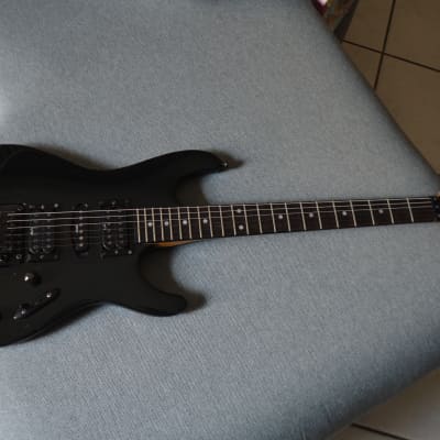 IBANEZ S470 electric guitars